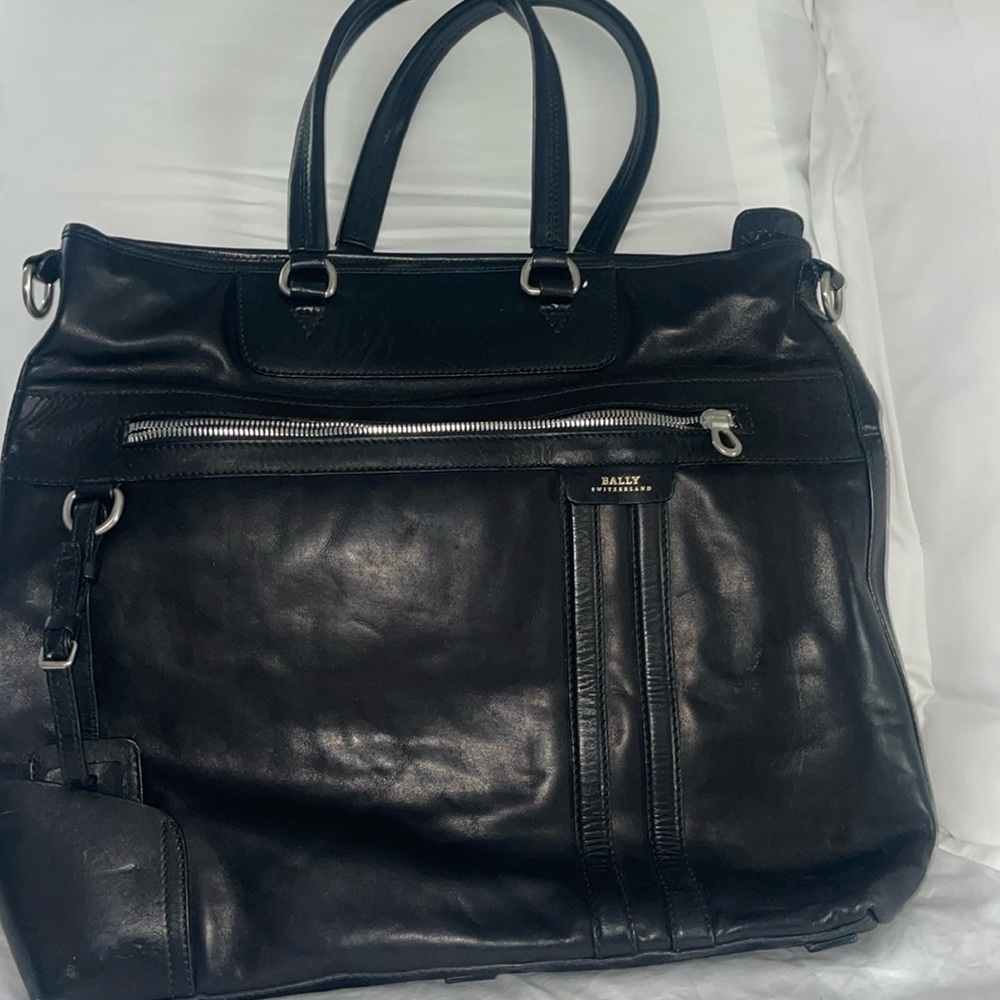 Ballys Travel Business leisure laptop leather tote bag